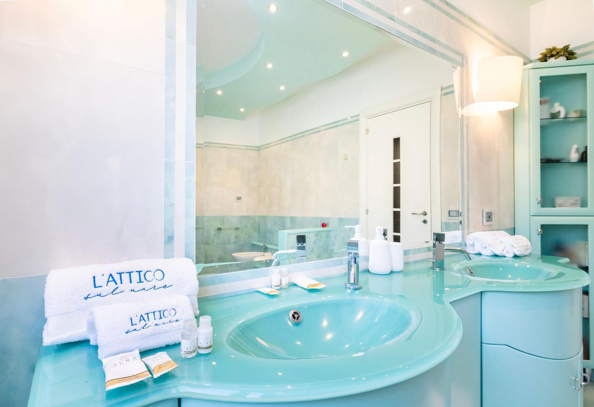 L'Attico Sul Mare - Exclusive Penthouse, Vieste Eksteriør billede